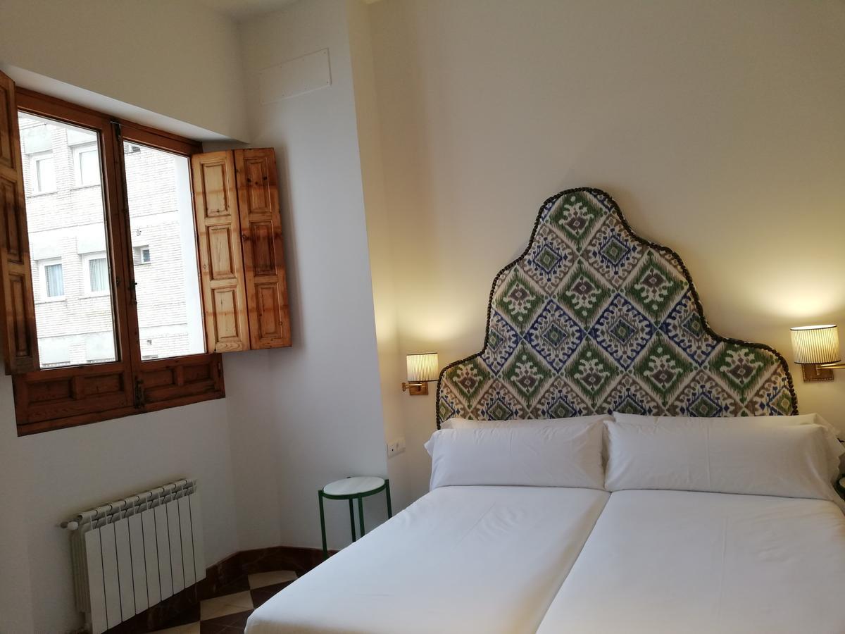 Nuea Santiago15 Hotel Sevilla Buitenkant foto